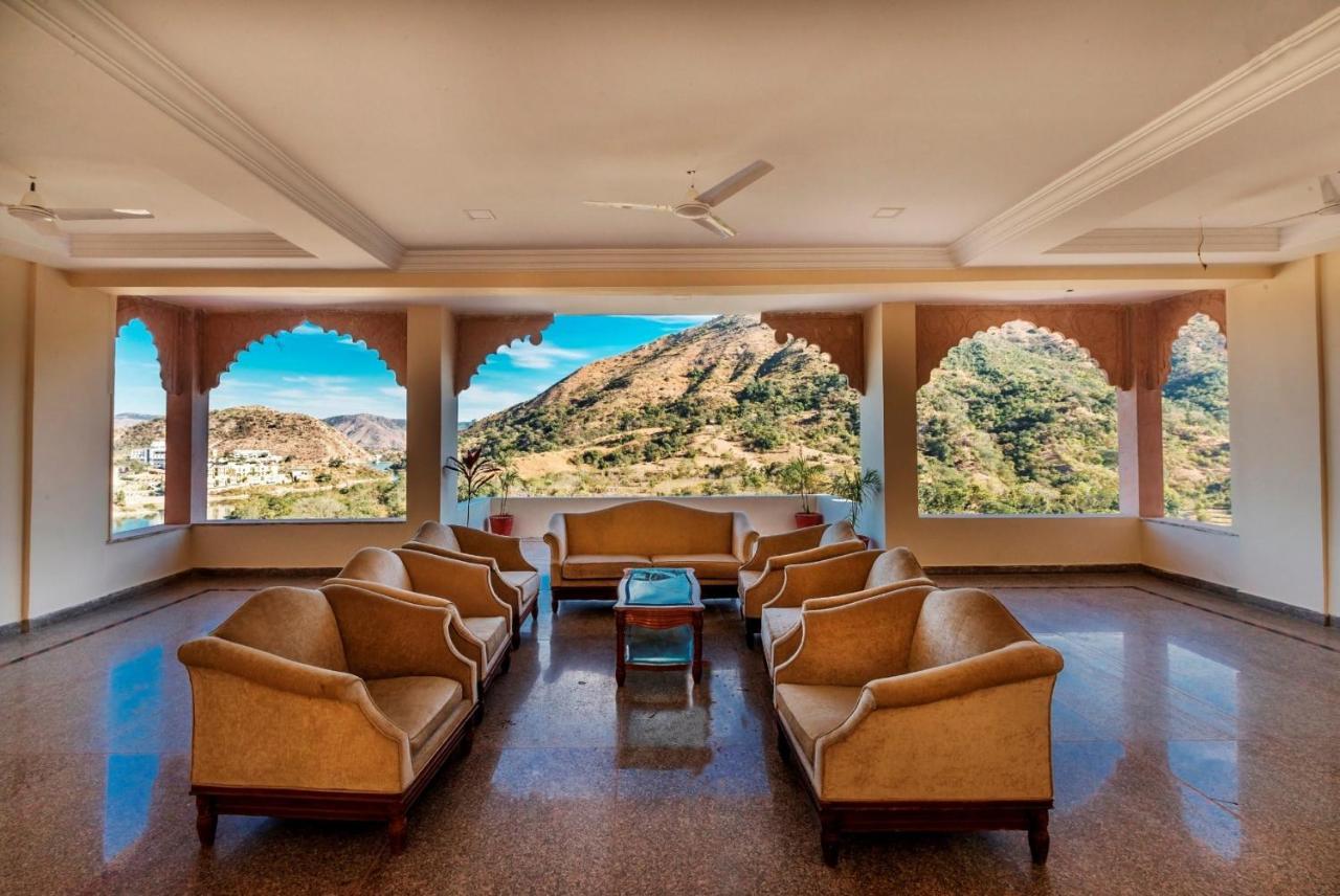 Kumbhalgarh Fort Resort-Pure Veg Ngoại thất bức ảnh