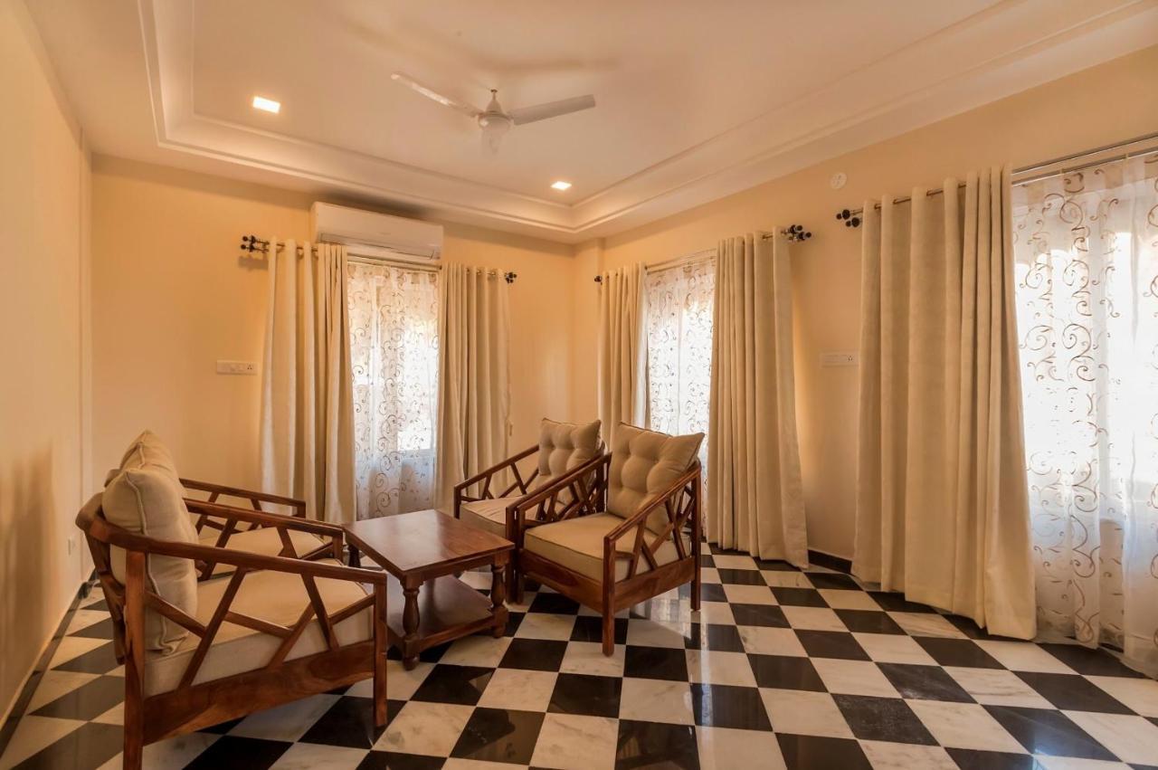Kumbhalgarh Fort Resort-Pure Veg Ngoại thất bức ảnh