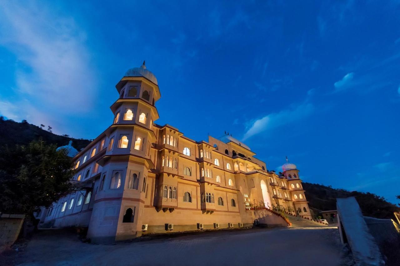 Kumbhalgarh Fort Resort-Pure Veg Ngoại thất bức ảnh