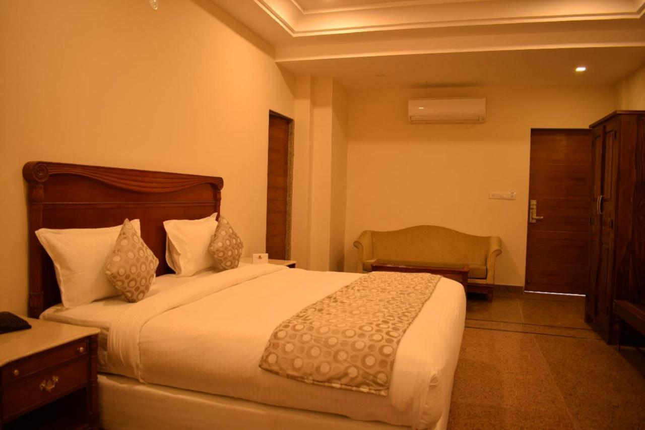 Kumbhalgarh Fort Resort-Pure Veg Ngoại thất bức ảnh
