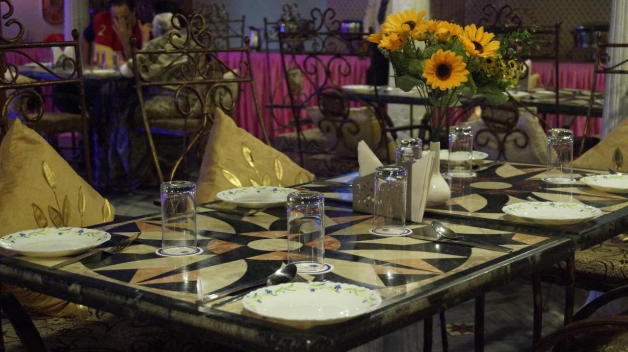 Kumbhalgarh Fort Resort-Pure Veg Ngoại thất bức ảnh